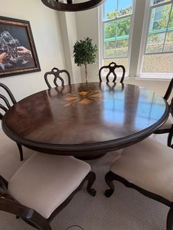 Thomasville Elba Table + Chairs