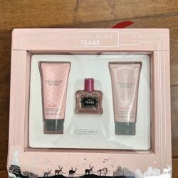 Victoria’s Secret Noir Tease Fragrance Perfume Gift Set   Brand new and never used   Travel size minis of the perfume, body lotion and body wash 
