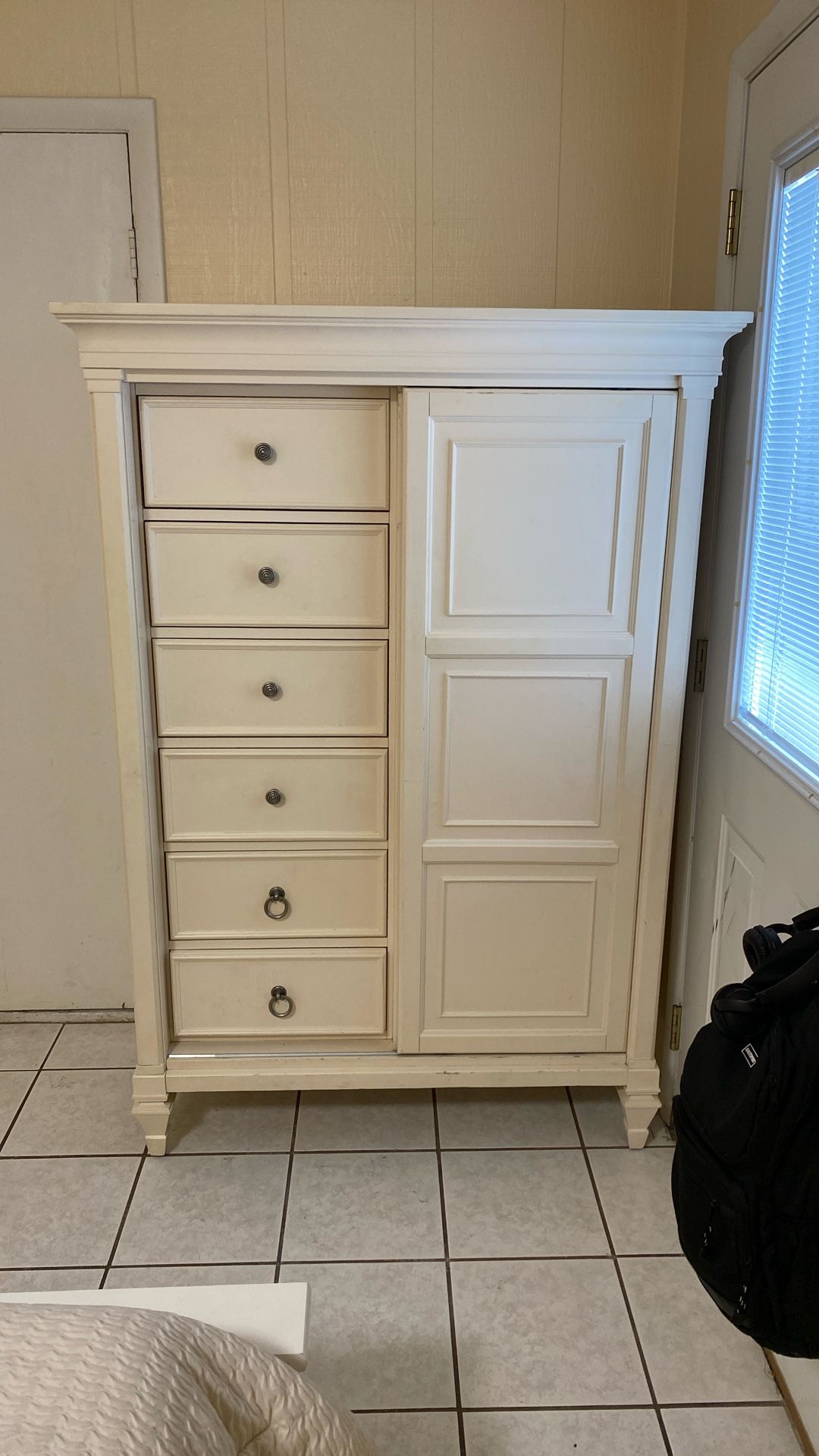 Dresser-Chest Of Drawers-Armoire