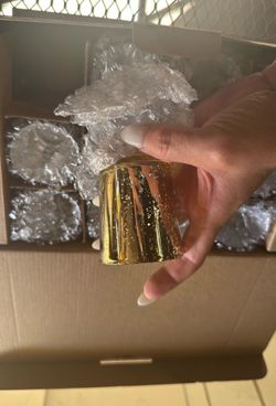 Gold mini vases