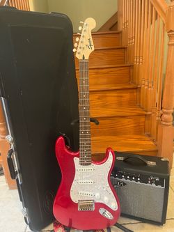 Squier Limited Edition Stratocaster (Upgrade) w/ Hardshell Case, Fender Amp