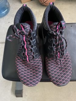 Girls Nike Sneakers Size 4.5