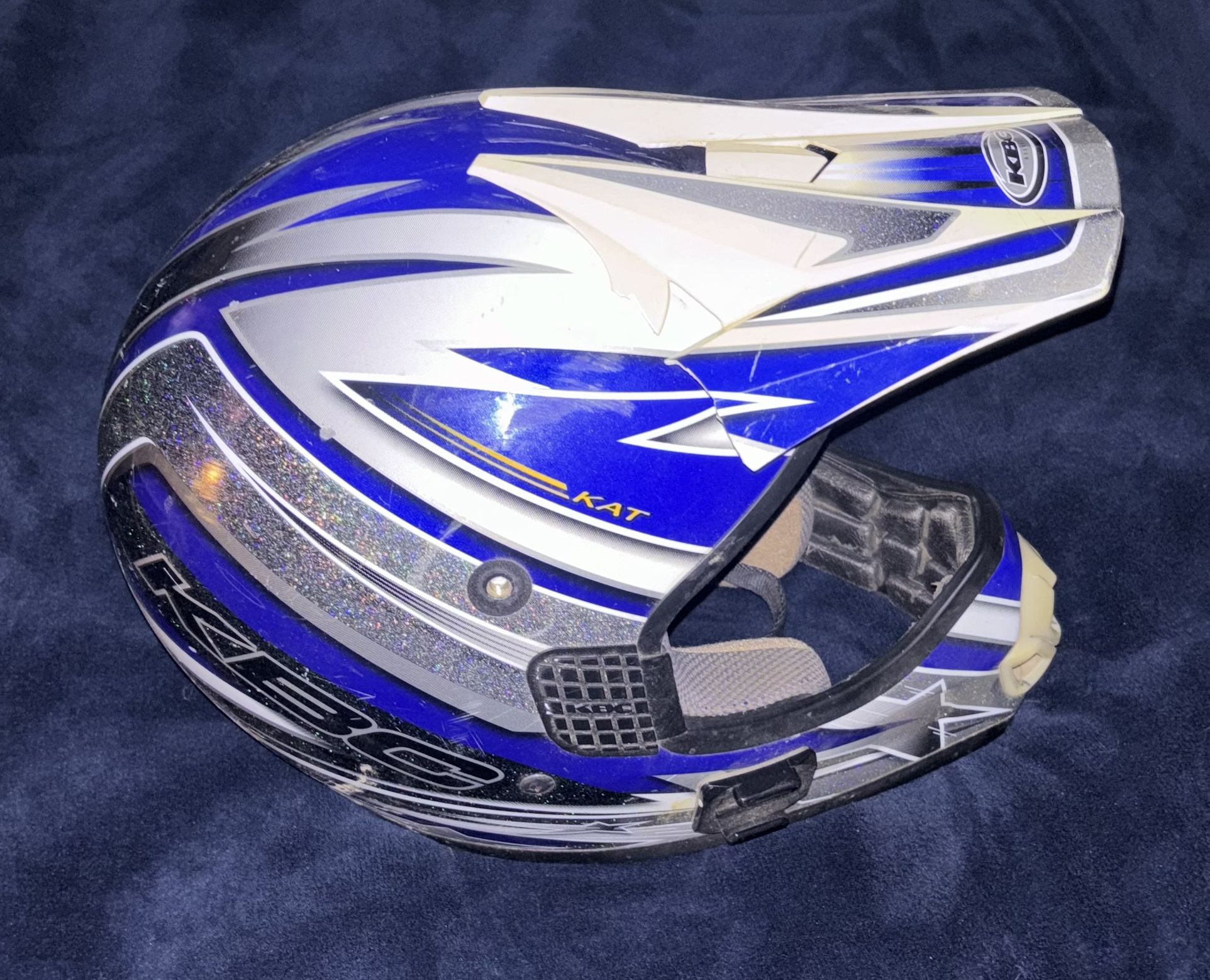 KBC TK-X5 KAT Youth Medium MOTORCYCLE Off-Road Helmet