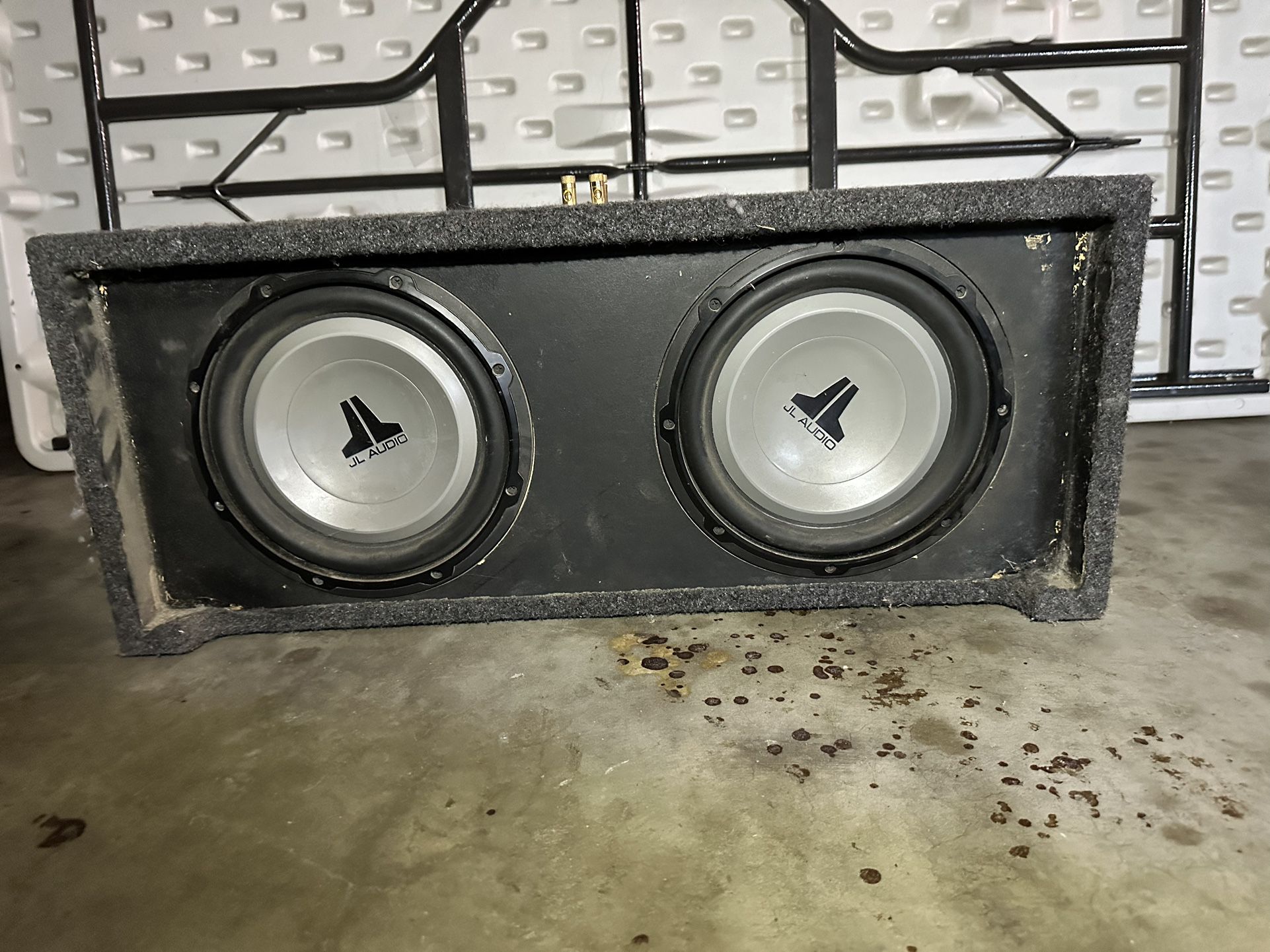 JL Audio 10” Dual Subs Plus Box 