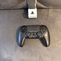 Ps5 Controller With A Charging Port 