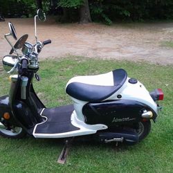 Venice 50cc Scooter 