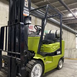 CLARK forklift for sale , 5500 lb 