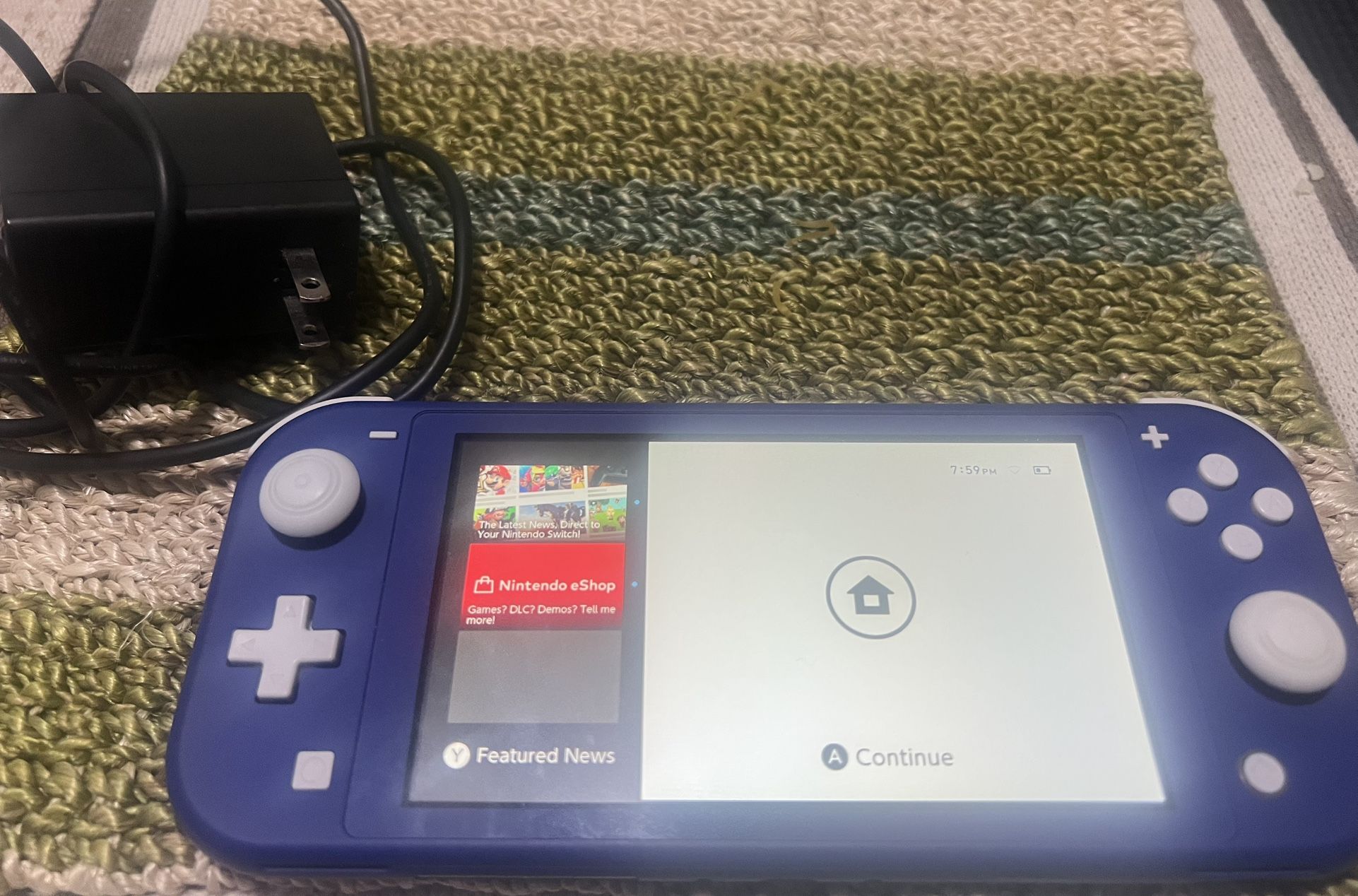 Nintendo Switch Lite ( Blue ) 