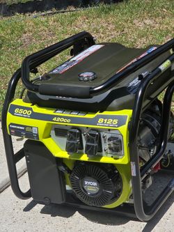 New RYOBI 8125/6500-Watt Gas Powered Portable Generator With CO Detect Shutdown Sensor For Storms and Jobsites