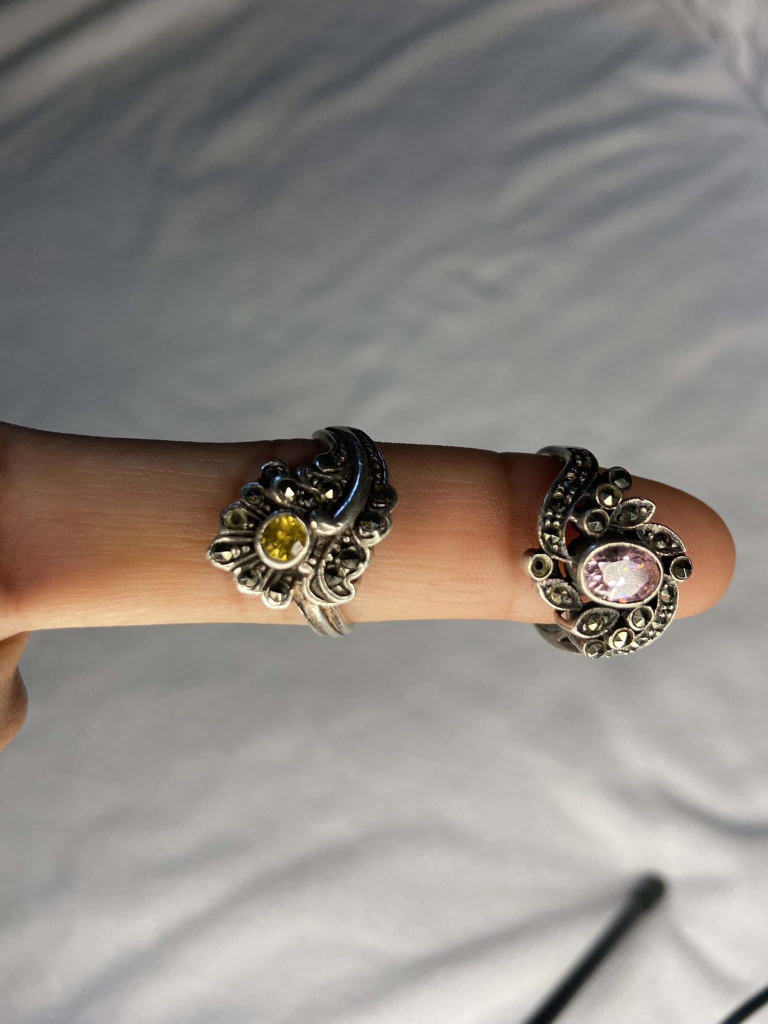 2 Vintage 925 Silver Rings Yellow And Pink Stones