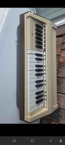 General Eletric chord organ
