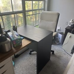 IKEA Micke Desk