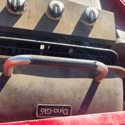 3 Burner Dyna Glo Grill