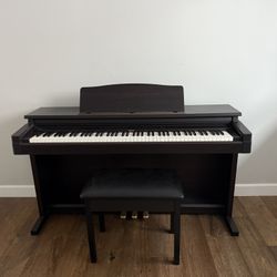 Roland HP-330 Digital Piano