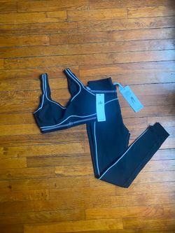Women black and White alo set