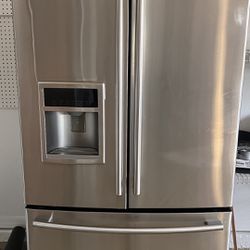 LG Refrigerator 36”