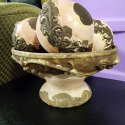 Shabby Table Decor 
pink and brown clay with glaze
bowl and 5 balls 