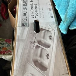Double Kitchen Sink 