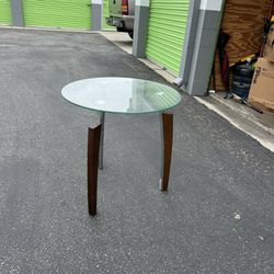 New Coffee / End Table Set 