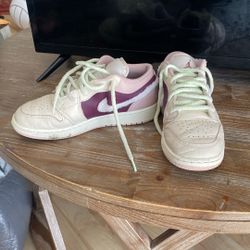 girls jordan’s size 5 big kid