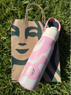 Starbucks ‘Pink’ Swirl Water Bottle