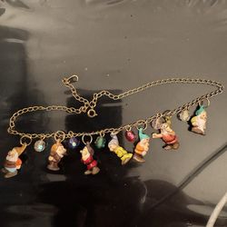 Vintage Rare Disney snow seven dwarfs bracelet