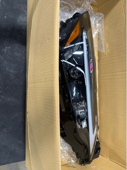 2022-2025 Lexus NX250 headlight.
