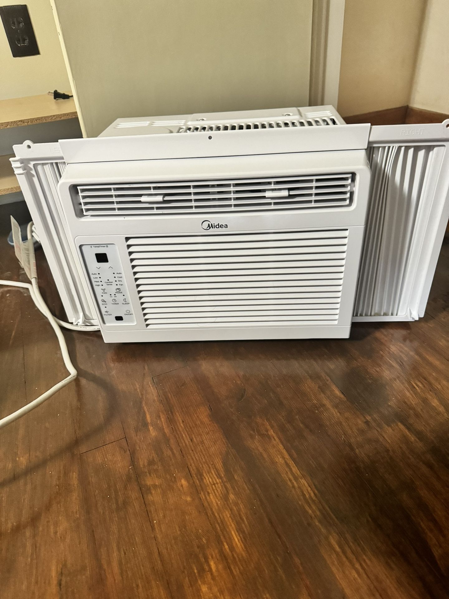 Midea AC Unit 