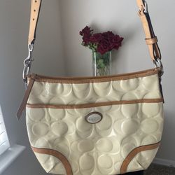 Coach Peyton Shoulder Handbag 