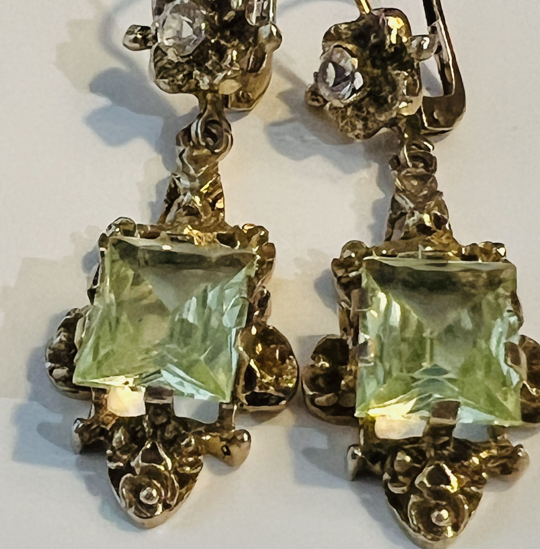 18k Antique Green Diamond Earrings 