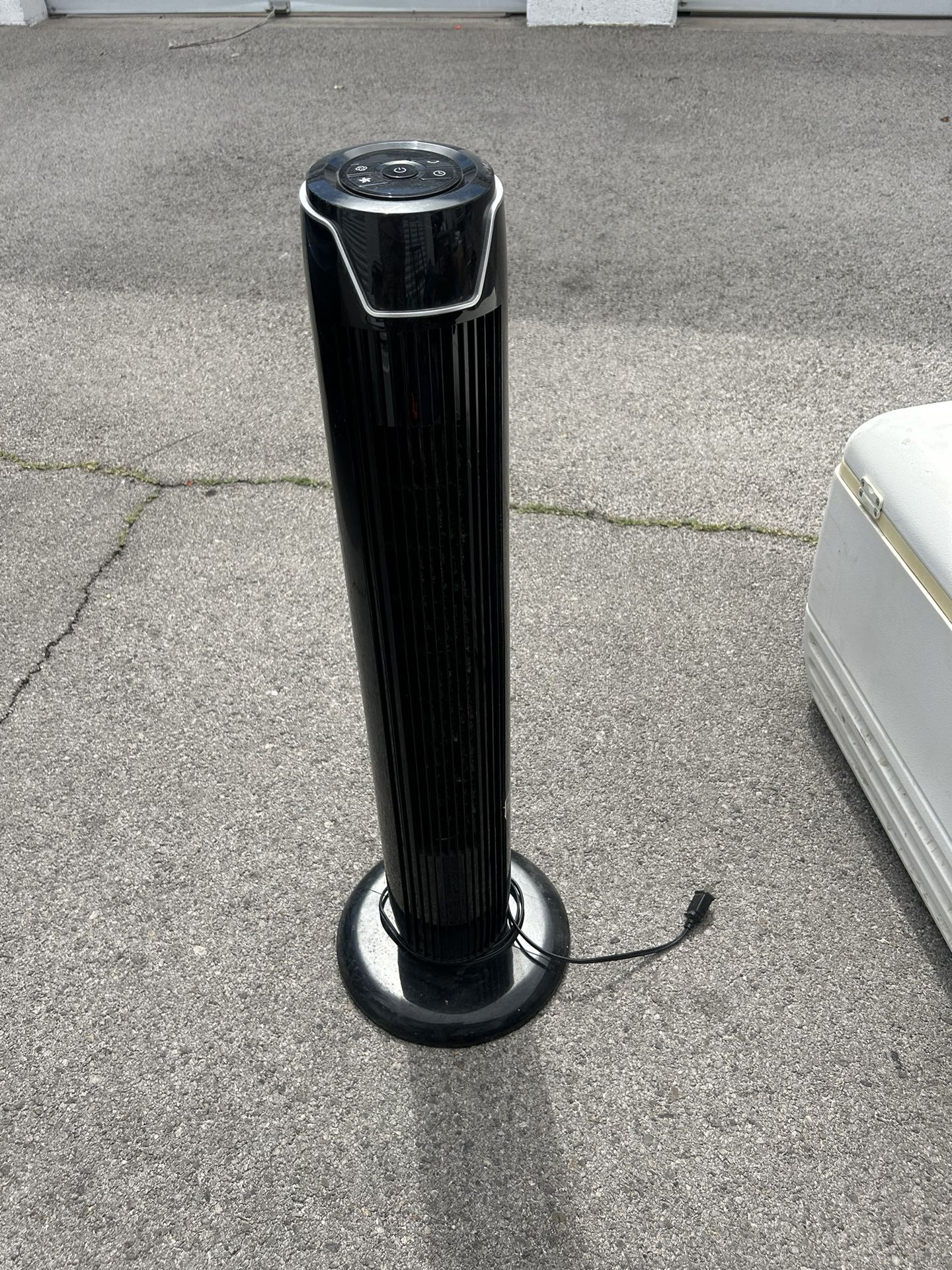 Oscillating Fan Tower