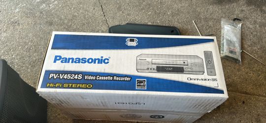 Panasonic PV-V4524S VHS VCR Hi-Fi Stereo