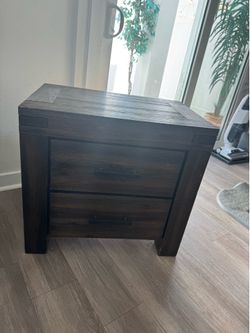 Drystan 22" 2 Drawer Nightstand