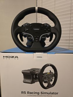 Moza R5 Racing Simulator