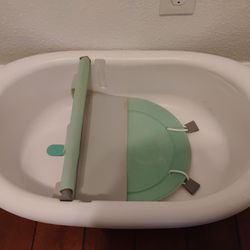 Frida Baby Bath Tub 