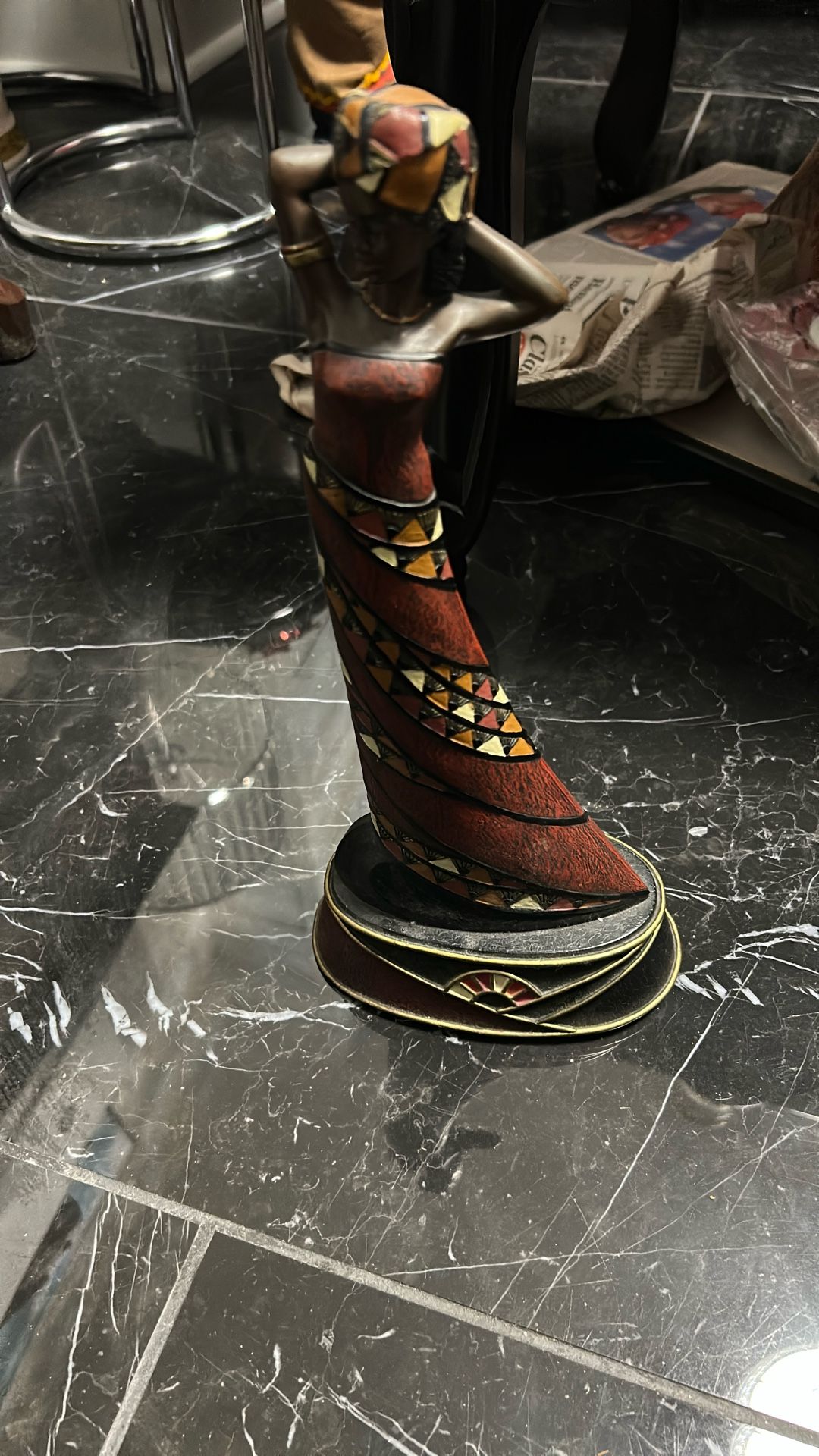 MUSICAL AFRICAN GIRL