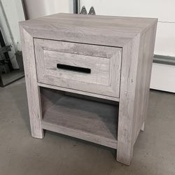 Calvin White Nightstand with Drawer