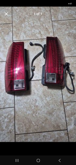 07 escalade taillights
