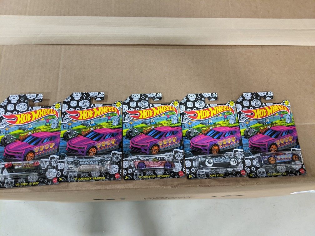 Hot Wheels Halloween Set