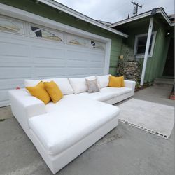 ** Delivery Available ** Article Beta Quartz White 3pc Modular Sectional 