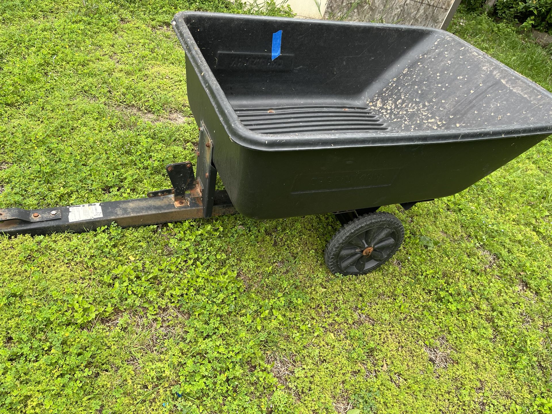 Craftsman Black Poly Dump Cart