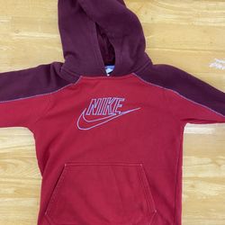 Nike size 10 L red sweatshirt 