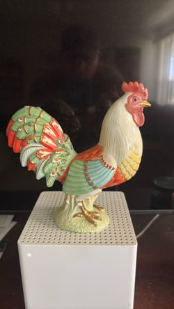Lenox (morning radiance )rooster with gold accents