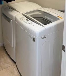 LG washer and dryer set