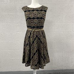 SLNY Evening Cocktail Black And Gold Lace Dress 
