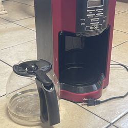 https://offerup.com/redirect/?o=TXIuY29mZmVl