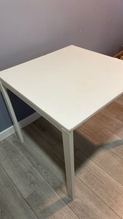 Square Table