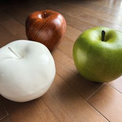 Flora Bunda Home Decor Centerpiece Apples - Set of 3