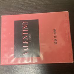 Valentino Donna Born In Roma 