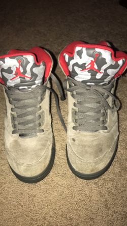 Jordan retro 5s Camo Size 10.